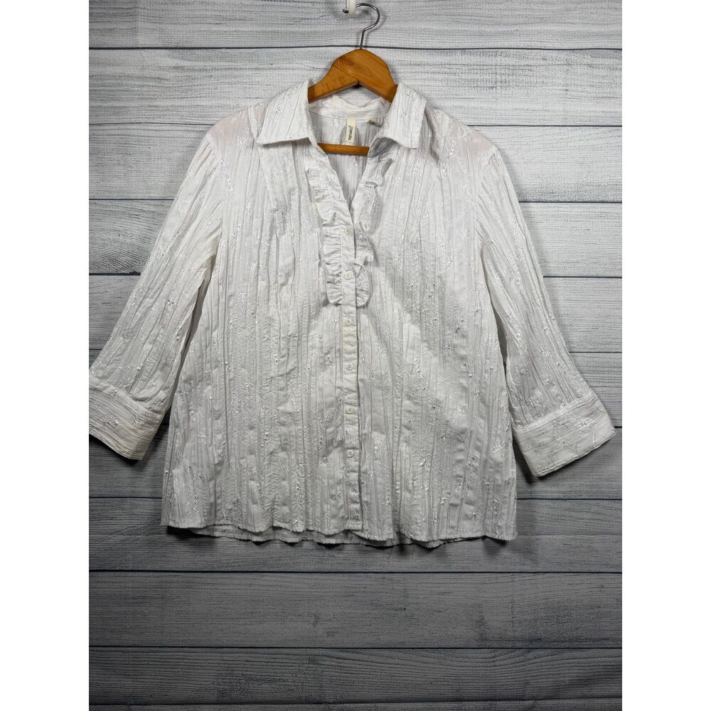 St. John's Bay Women's XL White Embroidered Ruffle Button Up Blouse 4408